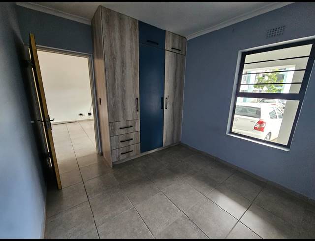 2 BEDROOM APARTMENT TO LET IN PARKLANDS EAST